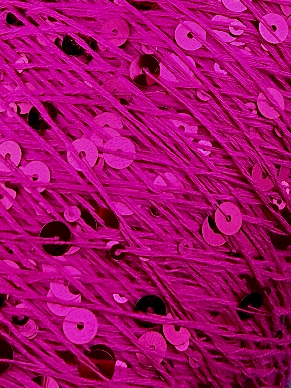 Art. Brillante 260 m / 100 g – Baumwolle mit Maxi-Pailletten col. Fuchsia